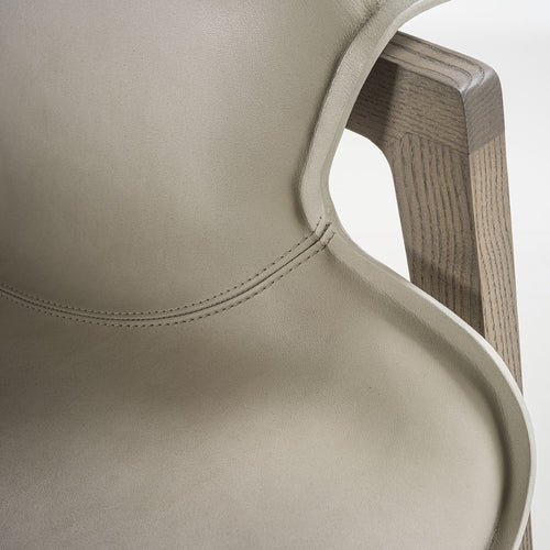 Arianna Armchair