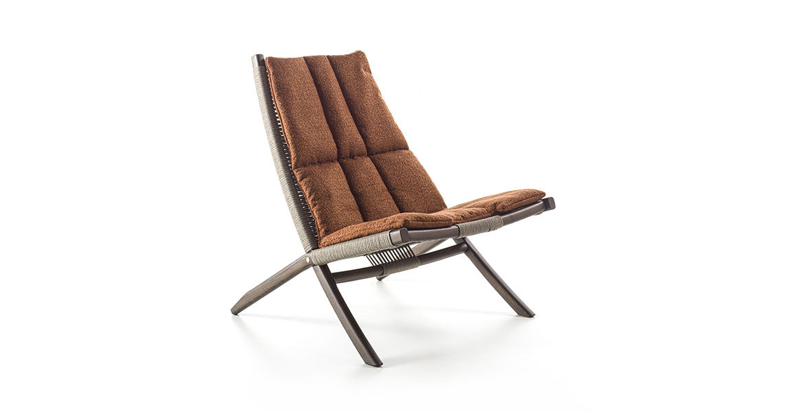 Huli Armchair