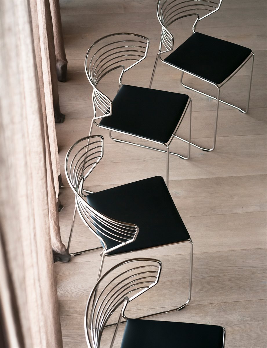 Koki Wire Seating