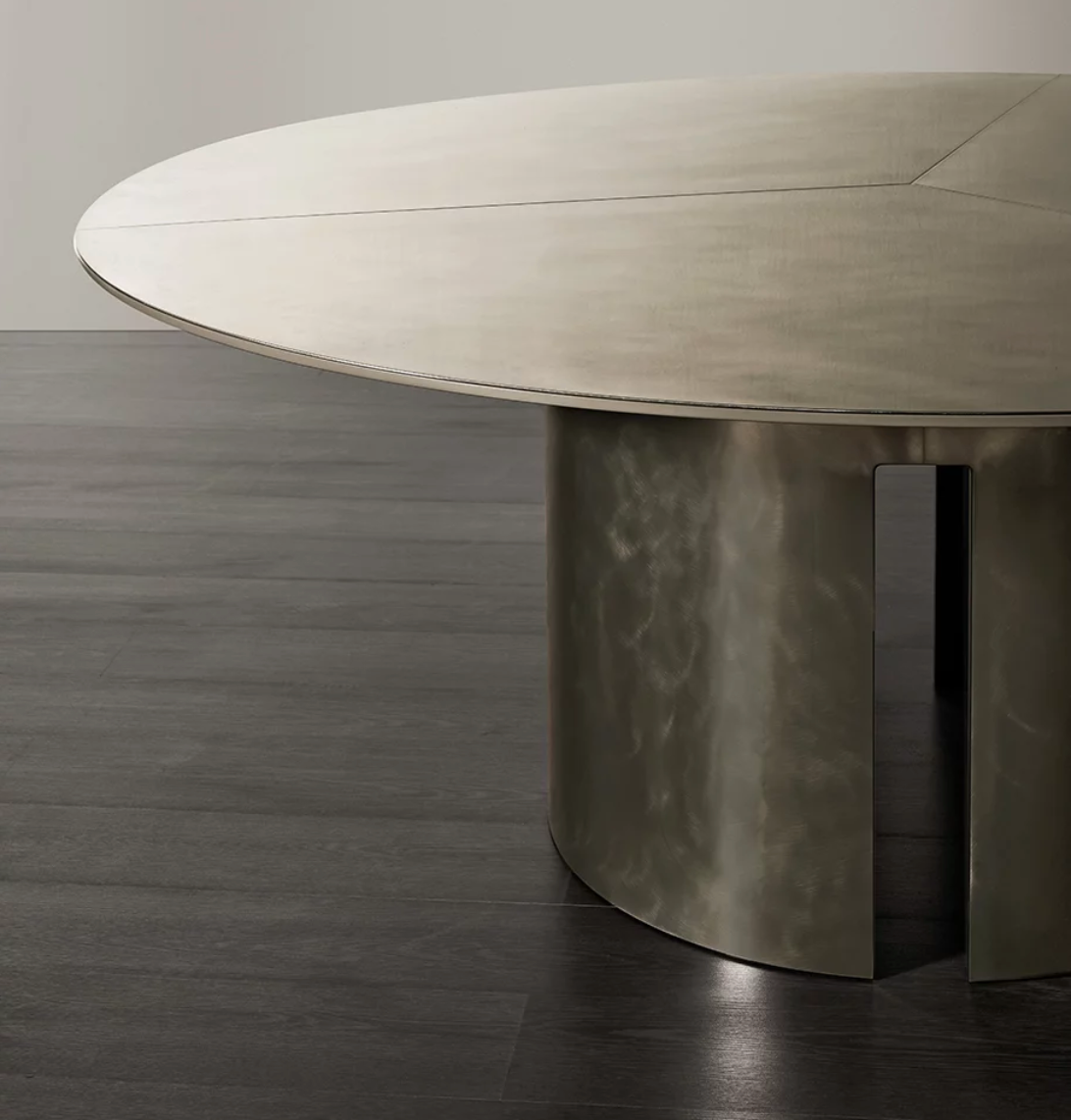 Gong Dining Table