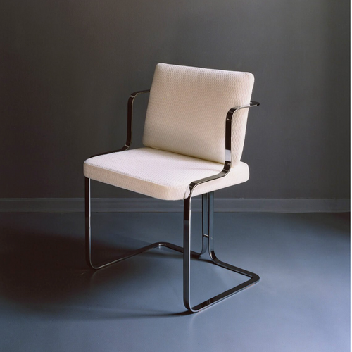 Murena Chair with Half Armrest