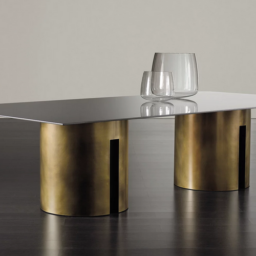 Gong Dining Table