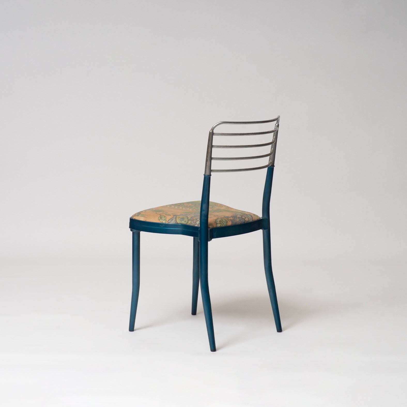 Item 060,061 Chair