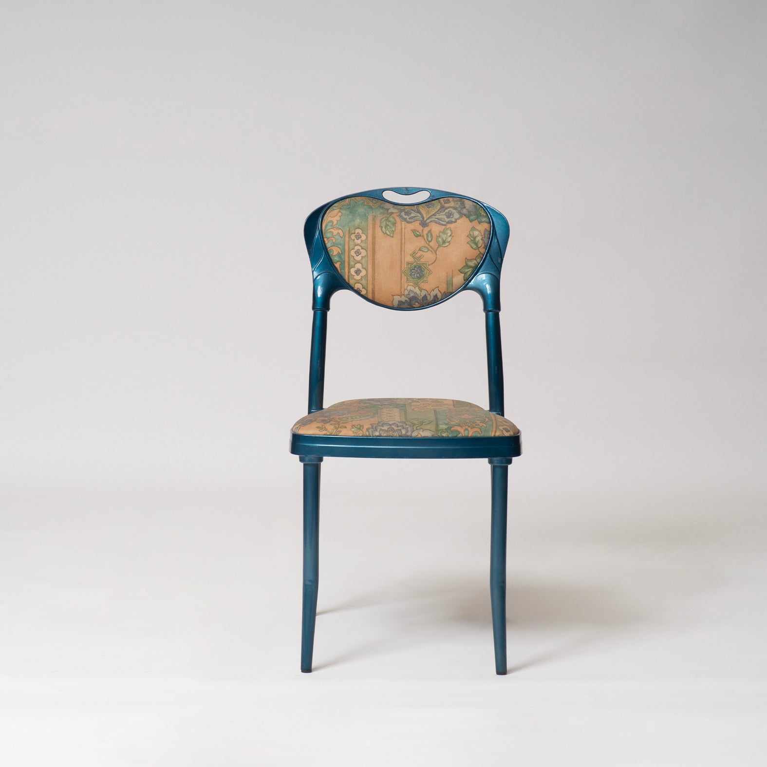 Item 060,061 Chair