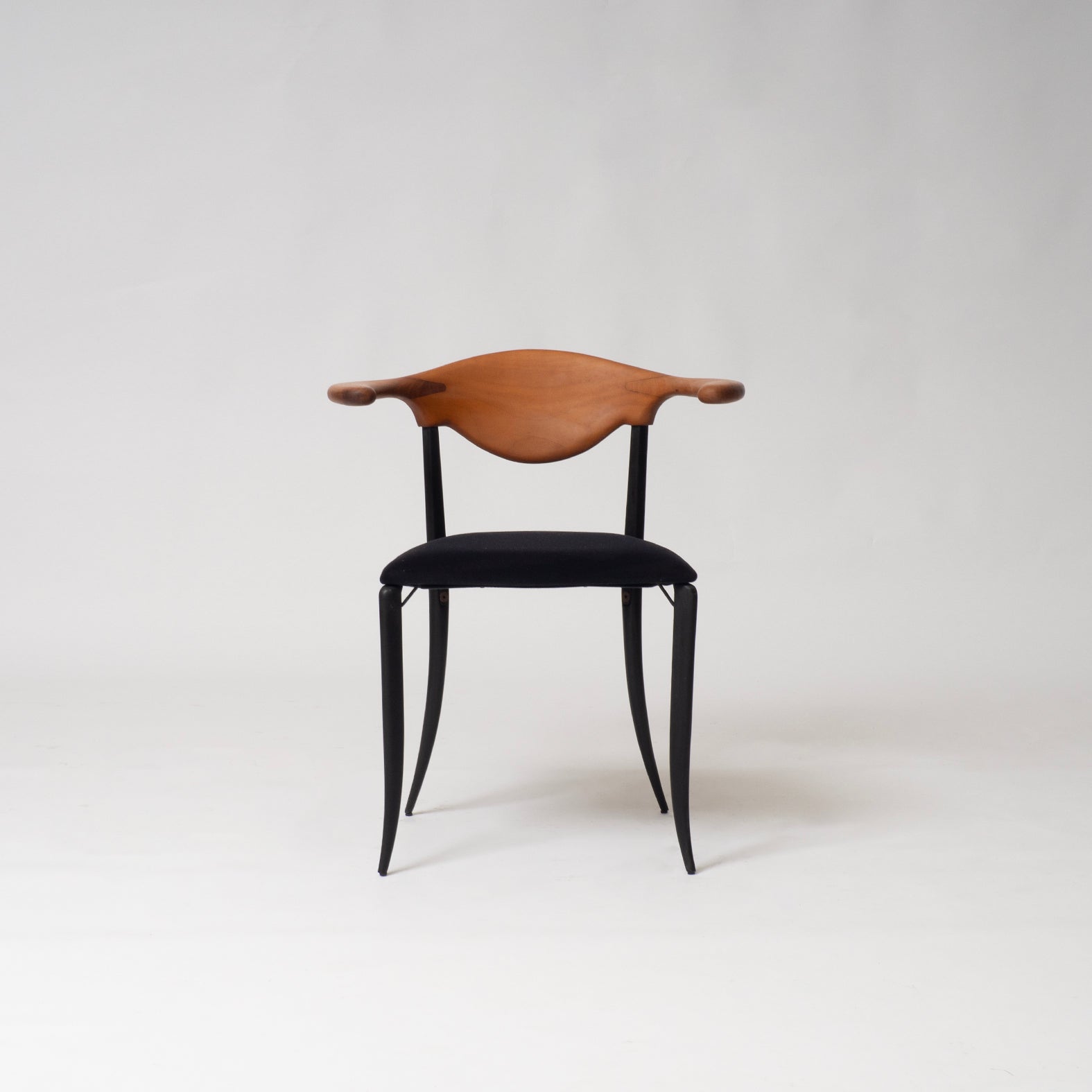 Elbina Chair