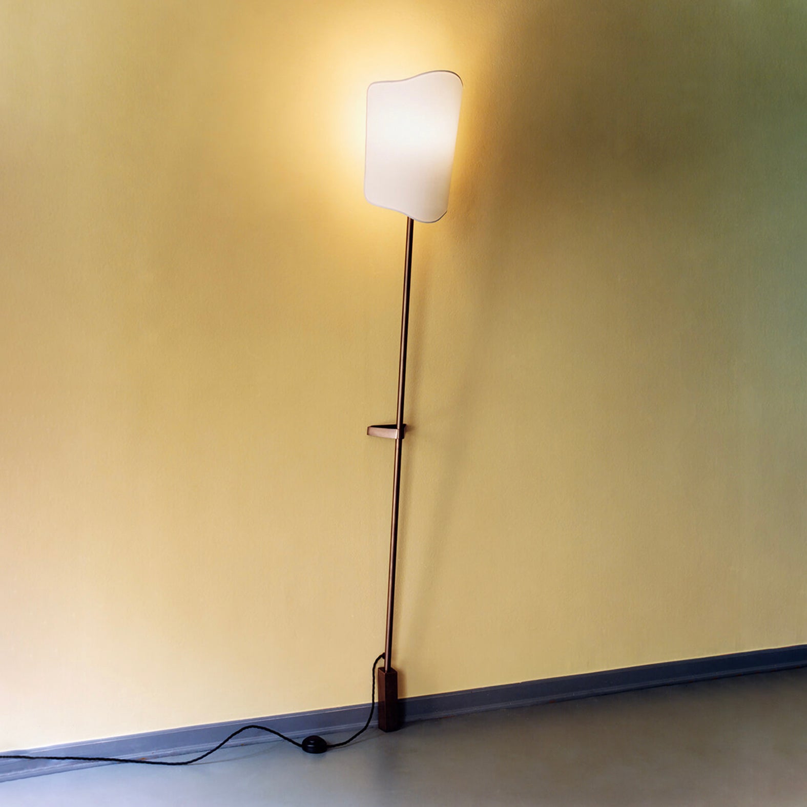 Guya Classic - Floor Lamp Lte1