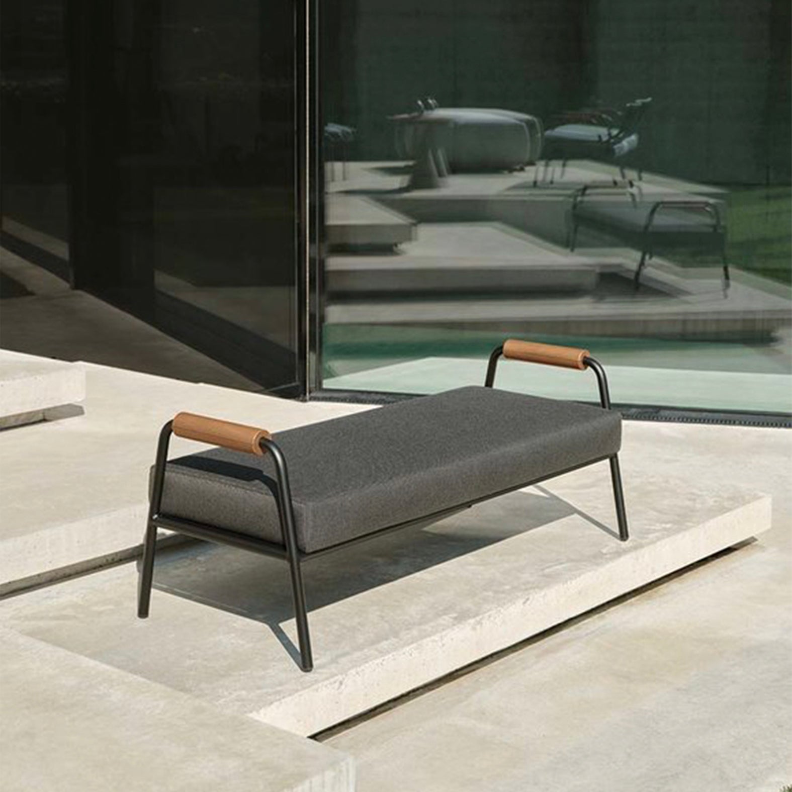 Zoe Wood Open Air Bench