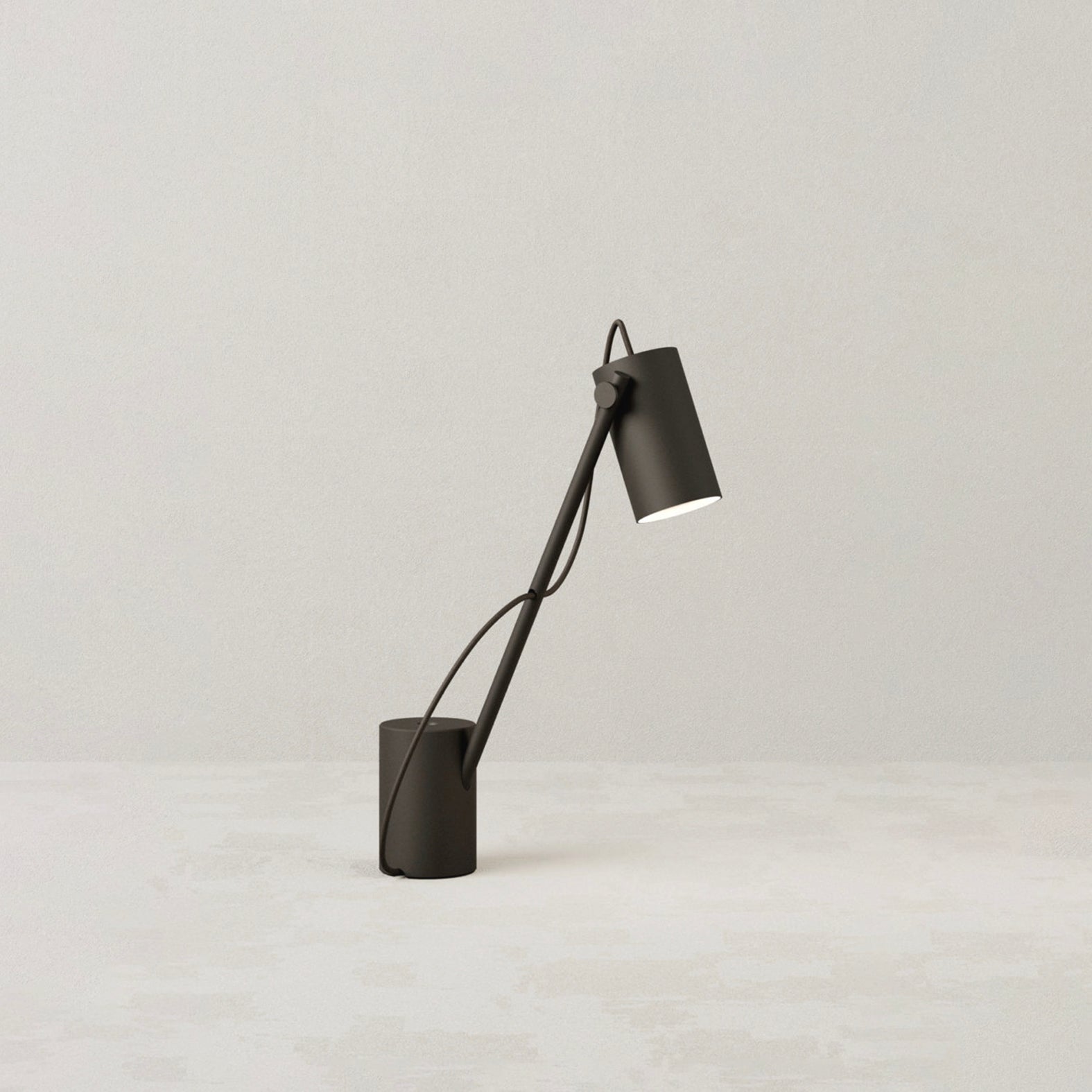 Black Table lamp | Edizioni